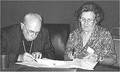 firma del testo applicativo (foto Riforma)